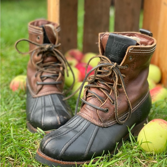 Frye Warren Duckboot - Picture 3 of 10